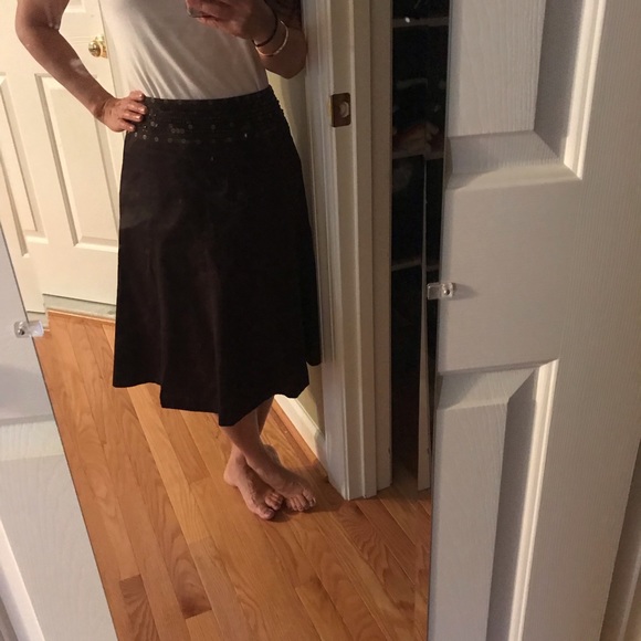 Never worn brown Ann Taylor skirt - Picture 4 of 7